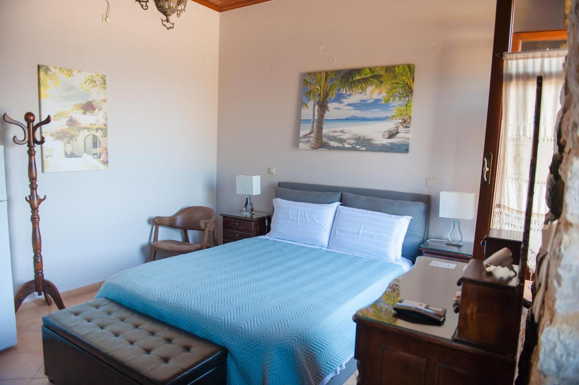 Seafront Stone Suites Vonitsa Exterior photo