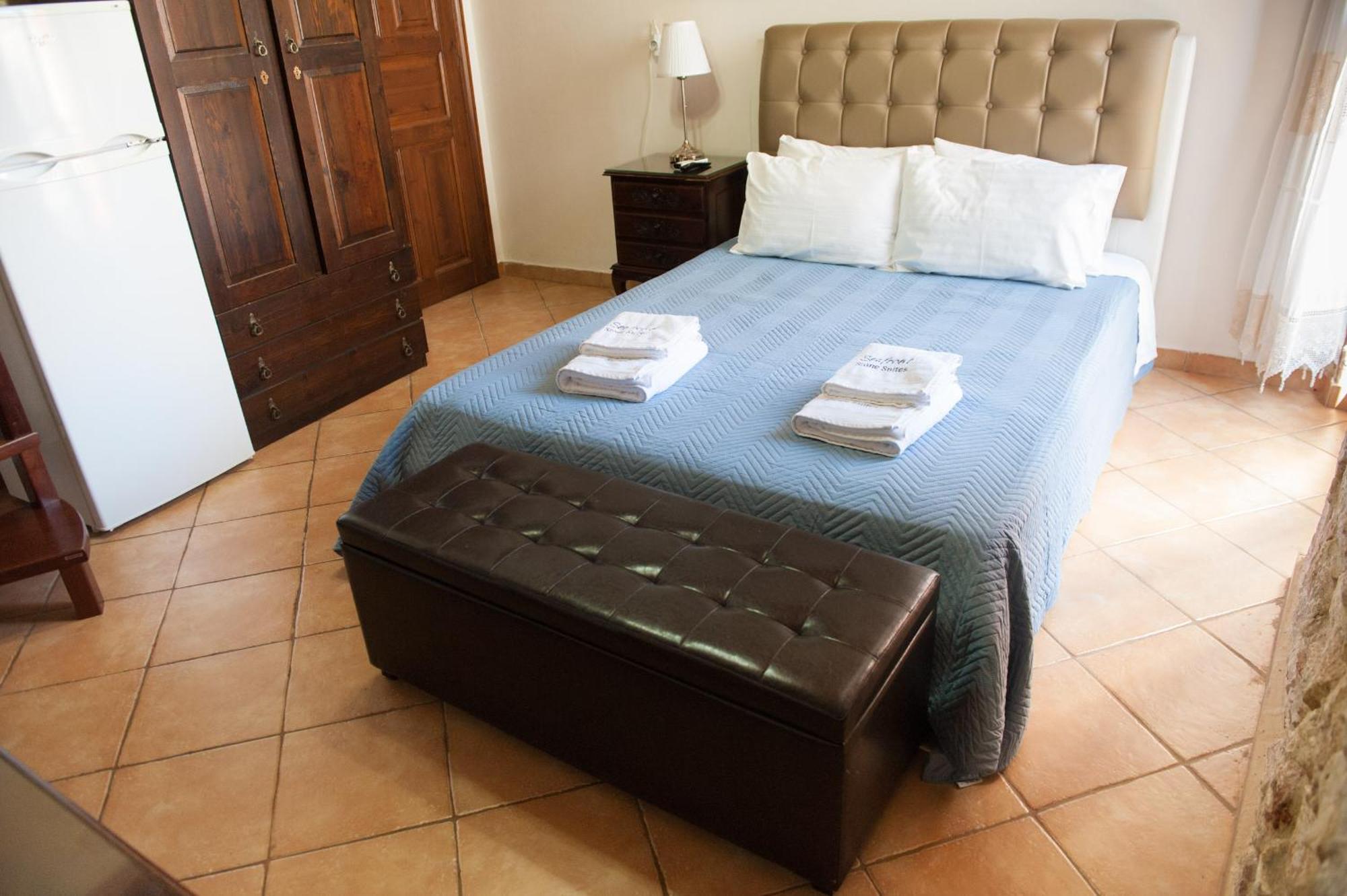 Seafront Stone Suites Vonitsa Exterior photo