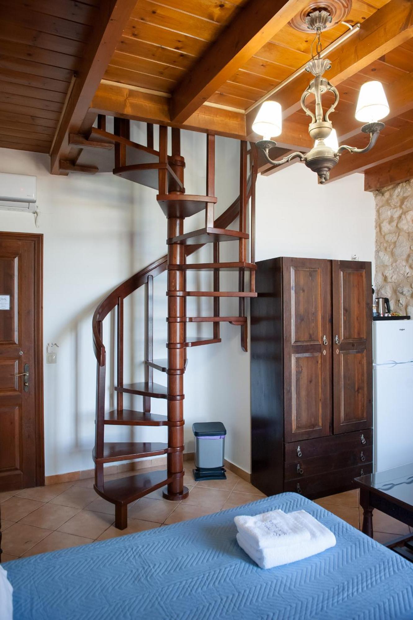 Seafront Stone Suites Vonitsa Exterior photo