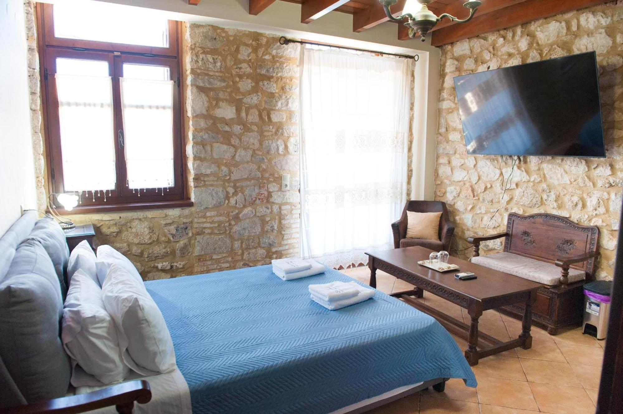 Seafront Stone Suites Vonitsa Exterior photo